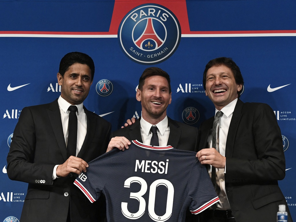 Messi đã thêm 2 điều khoản trong hợp đồng với PSG
