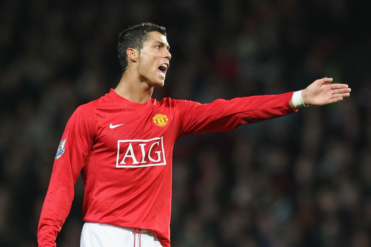 Cristiano Ronaldo chính thức về CLB Manchester United