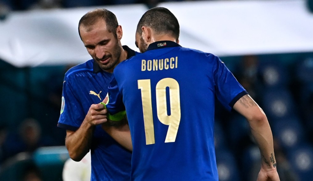 Hàng công của đối thủ luôn gặp khó khăn khi đối mặt Chiellini và Bonucci