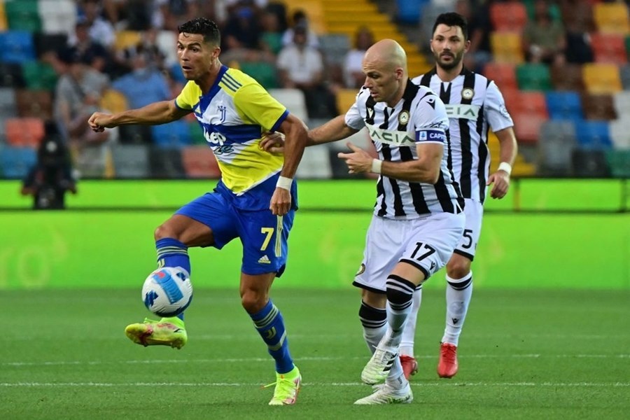 Juventus có trận hòa với Udinese trong trận đấu mở màn